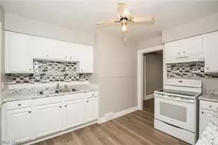 19381 Monterey Ave, Euclid, OH 44119 - Photo 5