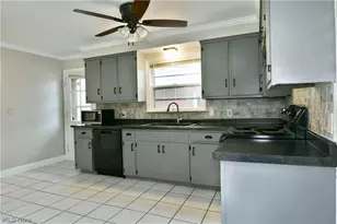 94 Jennette Dr, Youngstown, OH 44512 - Photo 17