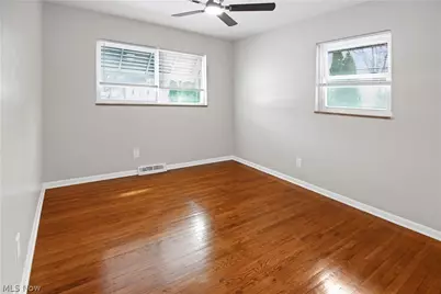 6304 Meadowbrook Drive, Mentor, OH 44060 - Photo 25