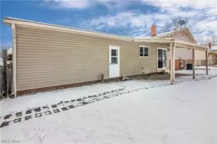 6304 Meadowbrook Dr, Mentor, OH 44060 - Photo 29