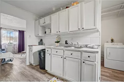 1276 Frederick Boulevard, Akron, OH 44320 - Photo 11