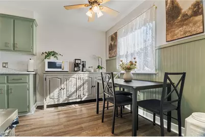 584 Hilbish Avenue, Akron, OH 44312 - Photo 5