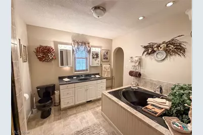 5212 Calla Avenue NW, Warren, OH 44483 - Photo 7