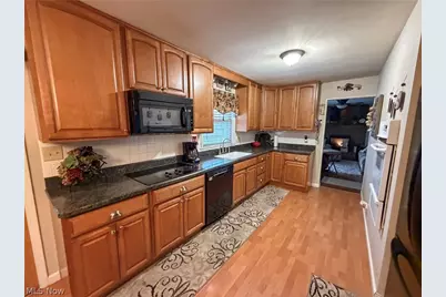 5212 Calla Avenue NW, Warren, OH 44483 - Photo 5