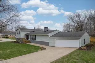 2397 Norman Dr, Stow, OH 44224 - Photo 3