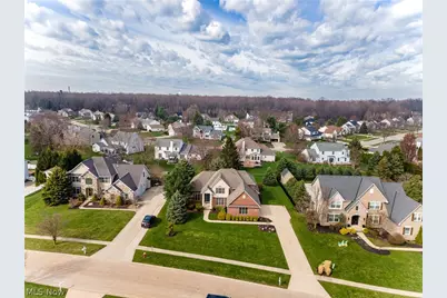 35914 Hanamar Drive, Avon, OH 44011 - Photo 47