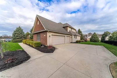 35914 Hanamar Drive, Avon, OH 44011 - Photo 5