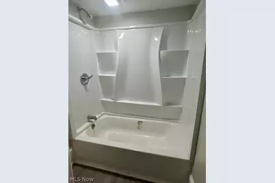 18112 Chagrin Boulevard, Huber Heights, OH 44122 - Photo 23