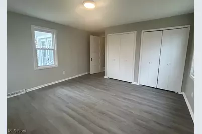 18112 Chagrin Boulevard, Huber Heights, OH 44122 - Photo 21