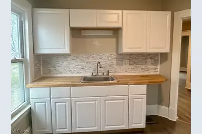 18112 Chagrin Boulevard, Huber Heights, OH 44122 - Photo 33