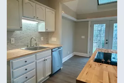 18112 Chagrin Boulevard, Huber Heights, OH 44122 - Photo 19