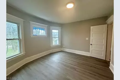 18112 Chagrin Boulevard, Huber Heights, OH 44122 - Photo 37