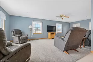 2186 Woodline Ave SW, North Lawrence, OH 44666 - Photo 13