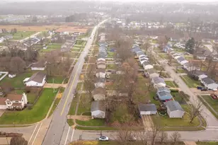 1077 S Diamond St, Ravenna, OH 44266 - Photo 29