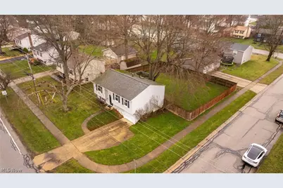 1077 S Diamond Street, Ravenna, OH 44266 - Photo 5