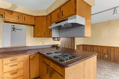 1077 S Diamond Street, Ravenna, OH 44266 - Photo 3