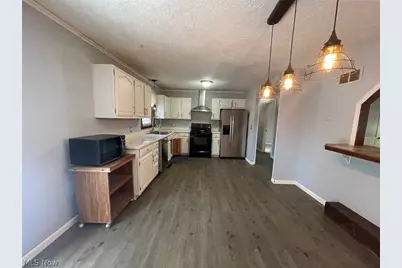 330 Walnut Hills Drive, Zanesville, OH 43701 - Photo 11