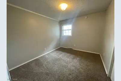 330 Walnut Hills Drive, Zanesville, OH 43701 - Photo 21