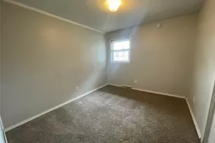 330 Walnut Hills Dr, Zanesville, OH 43701 - Photo 21