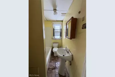 3388 E 128 Street, Loveland, OH 44123 - Photo 9