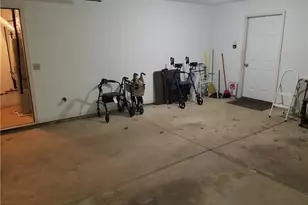 148 Bentley Dr, Elyria, OH 44035 - Photo 37