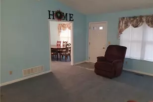 148 Bentley Dr, Elyria, OH 44035 - Photo 7