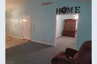 148 Bentley Drive, Elyria, OH 44035 - Photo 5