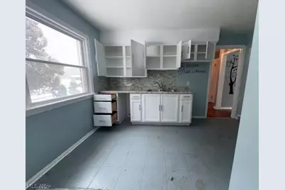 12008 Buckingham Avenue, Loveland, OH 44120 - Photo 21