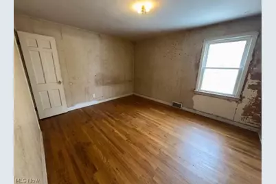 12008 Buckingham Avenue, Loveland, OH 44120 - Photo 25