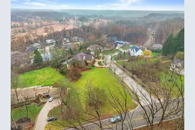 1245 Riverwoods Dr, Akron, OH 44313 - Photo 5