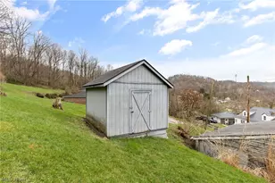 55249 Locust Dr, Bridgeport, OH 43912 - Photo 31