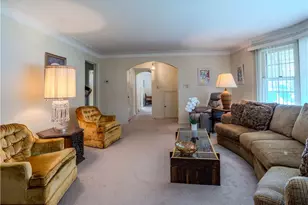 13699 Cedar Rd, University Heights, OH 44118 - Photo 7