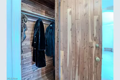 13699 Cedar Road, University Heights, OH 44118 - Photo 19