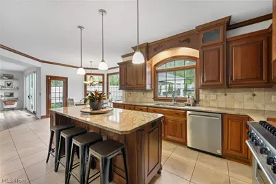 2515 Holgate Road, Akron, OH 44313 - Photo 5