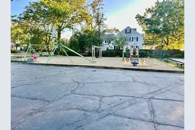 94 E 217th Street, Euclid, OH 44123 - Photo 35