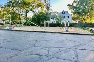 94 E 217th St, Euclid, OH 44123 - Photo 35