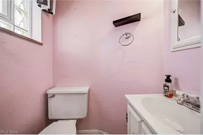 94 E 217th Street, Euclid, OH 44123 - Photo 11