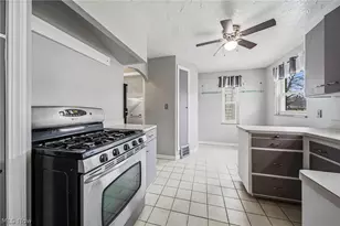 94 E 217th St, Euclid, OH 44123 - Photo 7