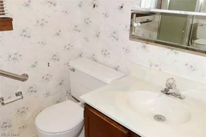 693 Idlewood Avenue, Sheffield Lake, OH 44054 - Photo 19