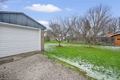 514 Tompkins Avenue, Akron, OH 44305 - Photo 5