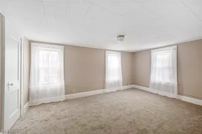 514 Tompkins Avenue, Akron, OH 44305 - Photo 13