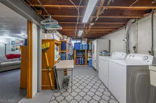 6230 Somerset Dr, North Olmsted, OH 44070 - Photo 23