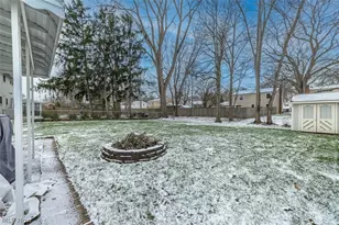 6230 Somerset Dr, North Olmsted, OH 44070 - Photo 27