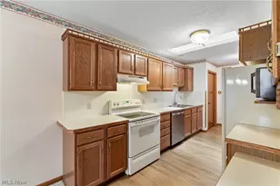 1529 Rhine River Rd NW, Uniontown, OH 44685 - Photo 13