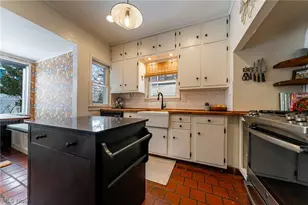 2904 Clarkson Rd, Cleveland Heights, OH 44118 - Photo 9