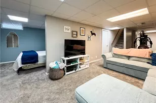 2412 Audubon Rd, Akron, OH 44320 - Photo 31