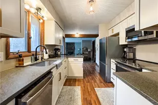 2412 Audubon Rd, Akron, OH 44320 - Photo 9