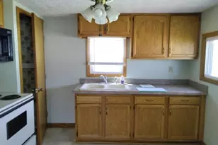 2804 Osage Ave, Akron, OH 44312 - Photo 9