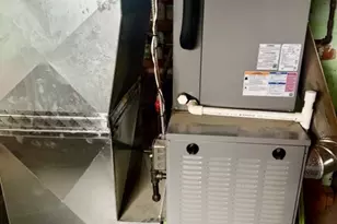 512 New 4th St, Fairport Harbor, OH 44077 - Photo 13