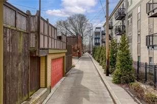 1554 W 29th St, Loveland, OH 44113 - Photo 3